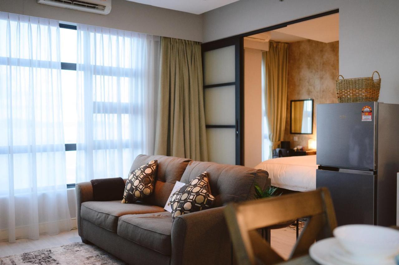 Petronella Suites Apartment @ Jesselton Quay Kota Kinabalu Esterno foto