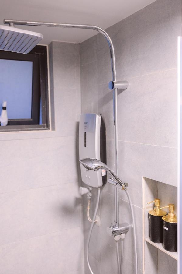 Petronella Suites Apartment @ Jesselton Quay Kota Kinabalu Esterno foto