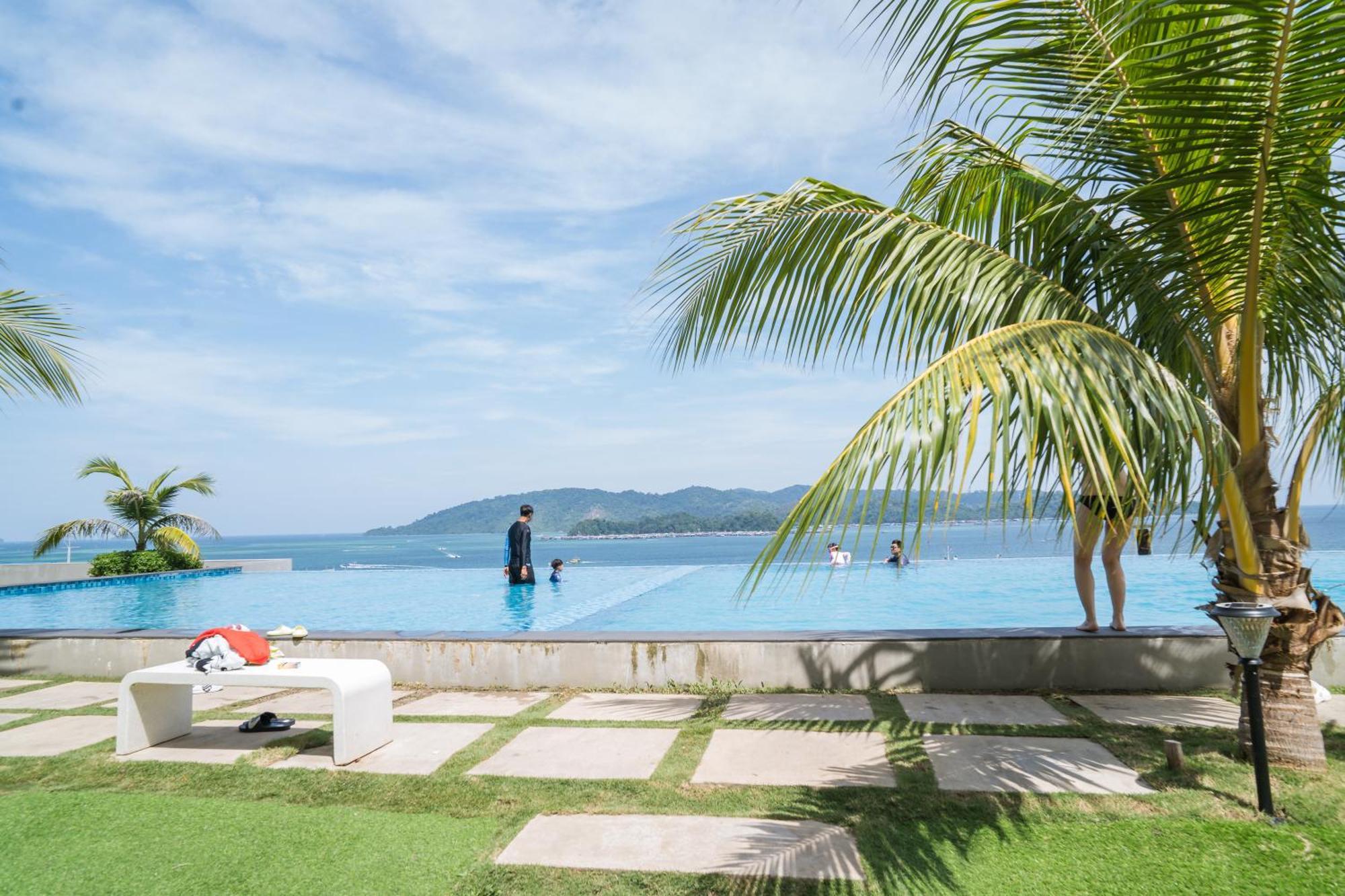 Petronella Suites Apartment @ Jesselton Quay Kota Kinabalu Esterno foto